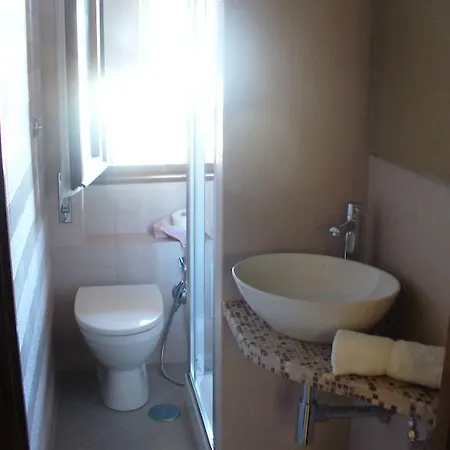 Apartment Felice 5 Rome